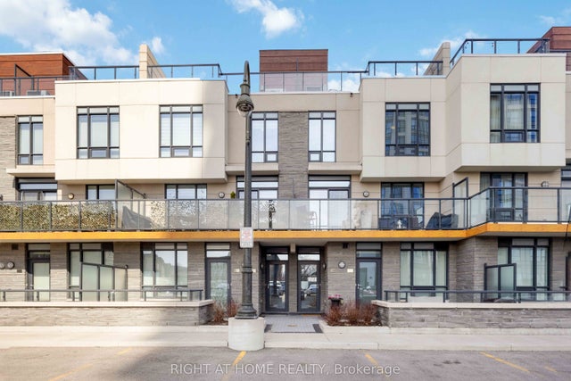 1245 Bayly Street Th 8, Pickering