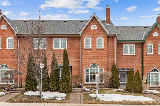 110 Mary Street W 6, Whitby