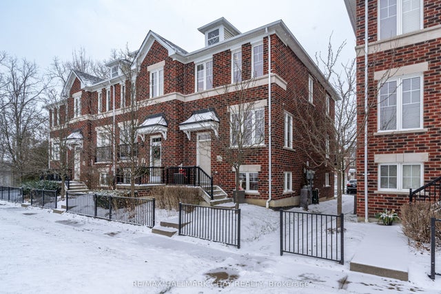 571 Longworth Avenue 13, Clarington