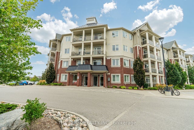80 Aspen Springs Drive 229, Clarington