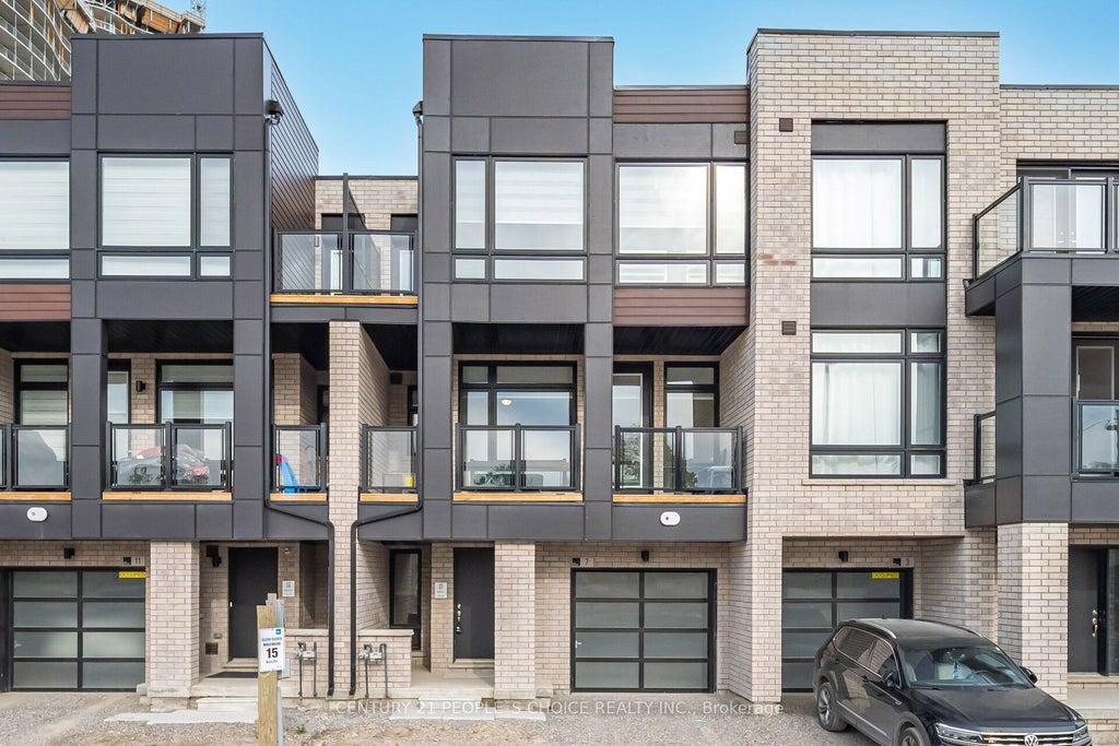 7 Chiffon Street, Vaughan