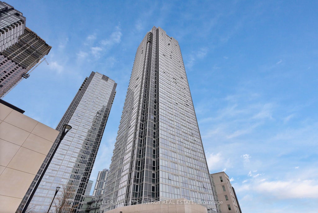 2908 Highway 7 N/a 219, Vaughan