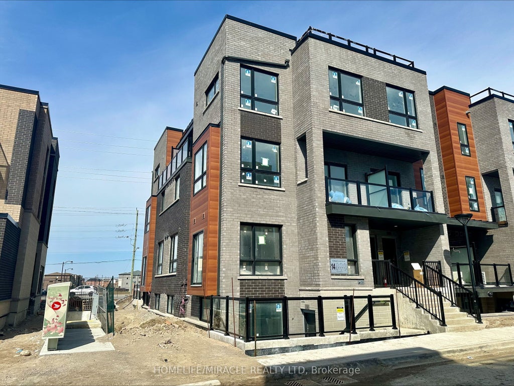 14 Lytham Green Circle 24, Newmarket