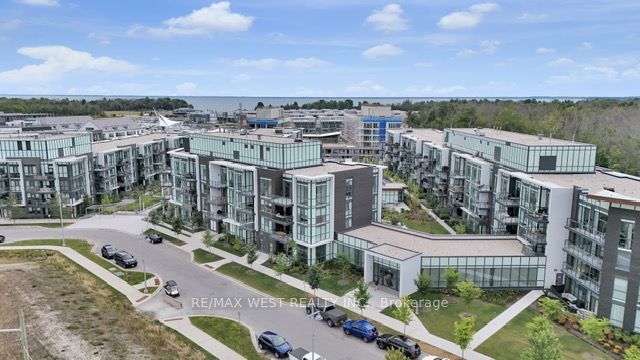 415 Sea Ray Avenue 114, Innisfil