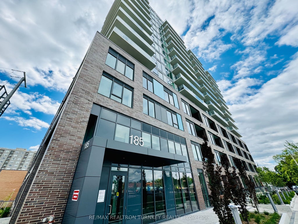 185 Deerfield Road 018, Newmarket