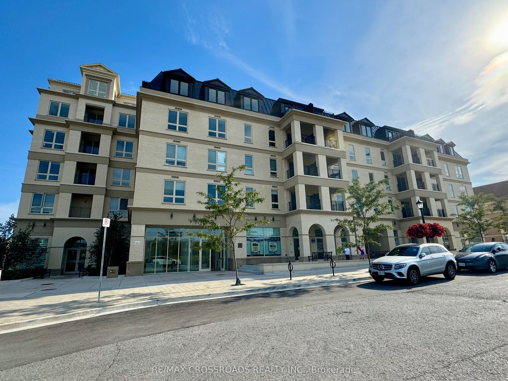 101 Cathedral High Street 239, Markham