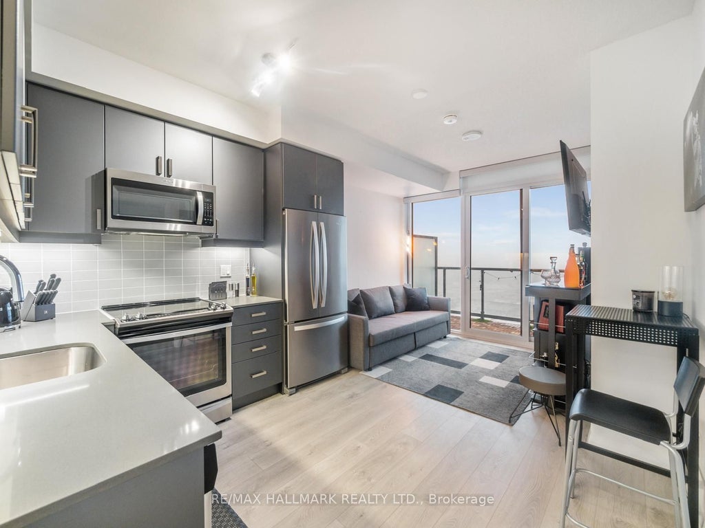 7895 Jane Street 2802, Vaughan