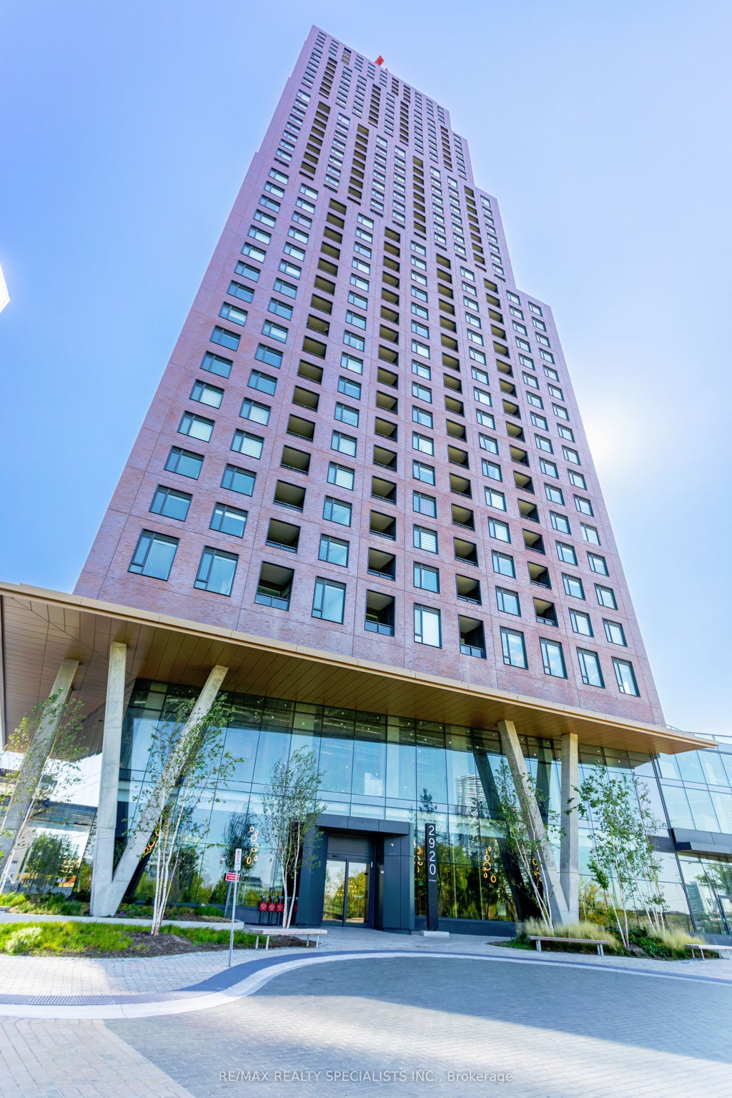 2920 Highway 7 N/a 1504, Vaughan