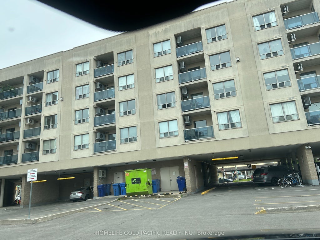 160 Wellington Street E 310, Aurora