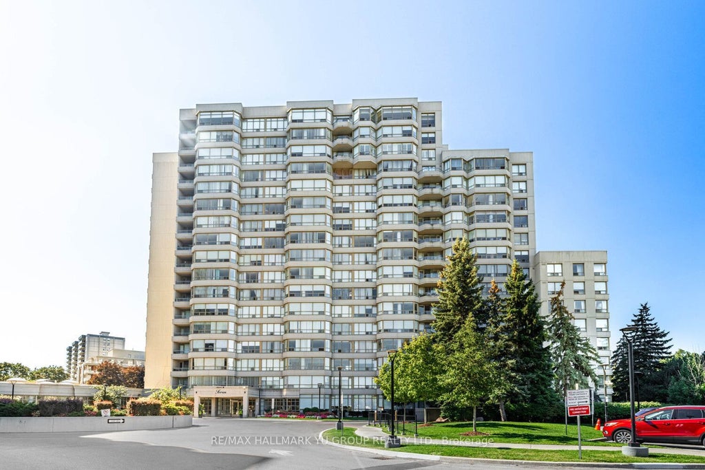 7 Townsgate Drive 1203, Vaughan