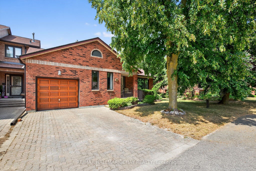 33 Parkette Drive, New Tecumseth