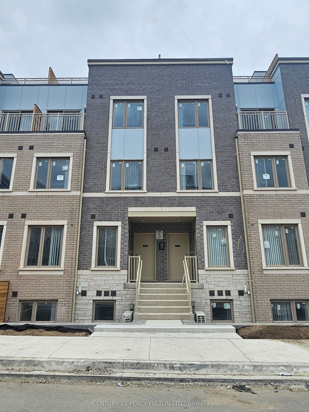130 Honeycrisp Crescent Th 310, Vaughan