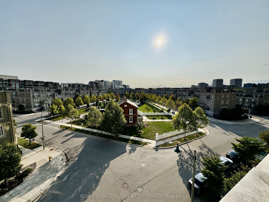 111 Upper Duke Crescent 503, Markham