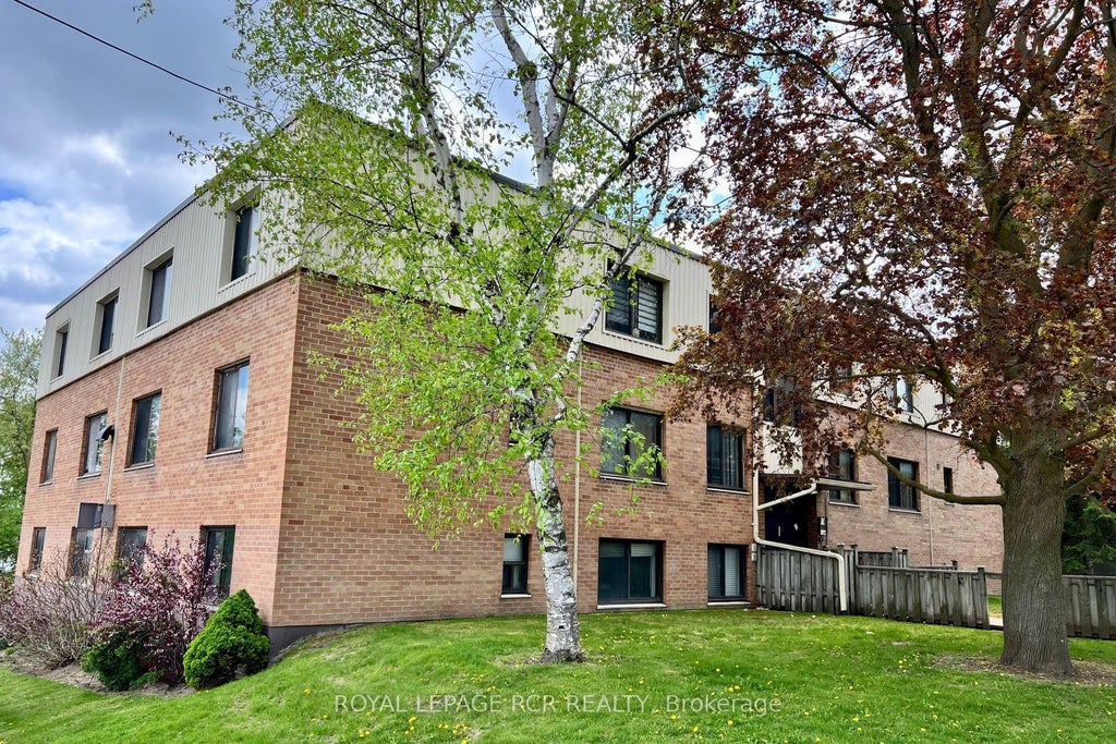 136 Scanlon Avenue, Bradford West Gwillimbury