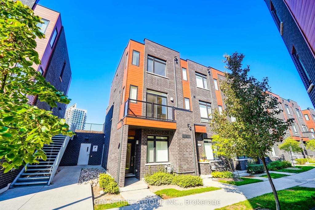 370 Red Maple Road 10, Richmond Hill