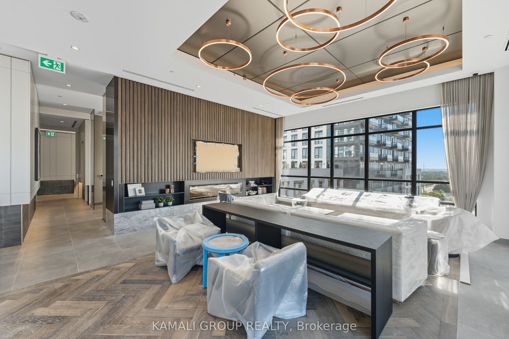 8888 Yonge Street 523, Richmond Hill