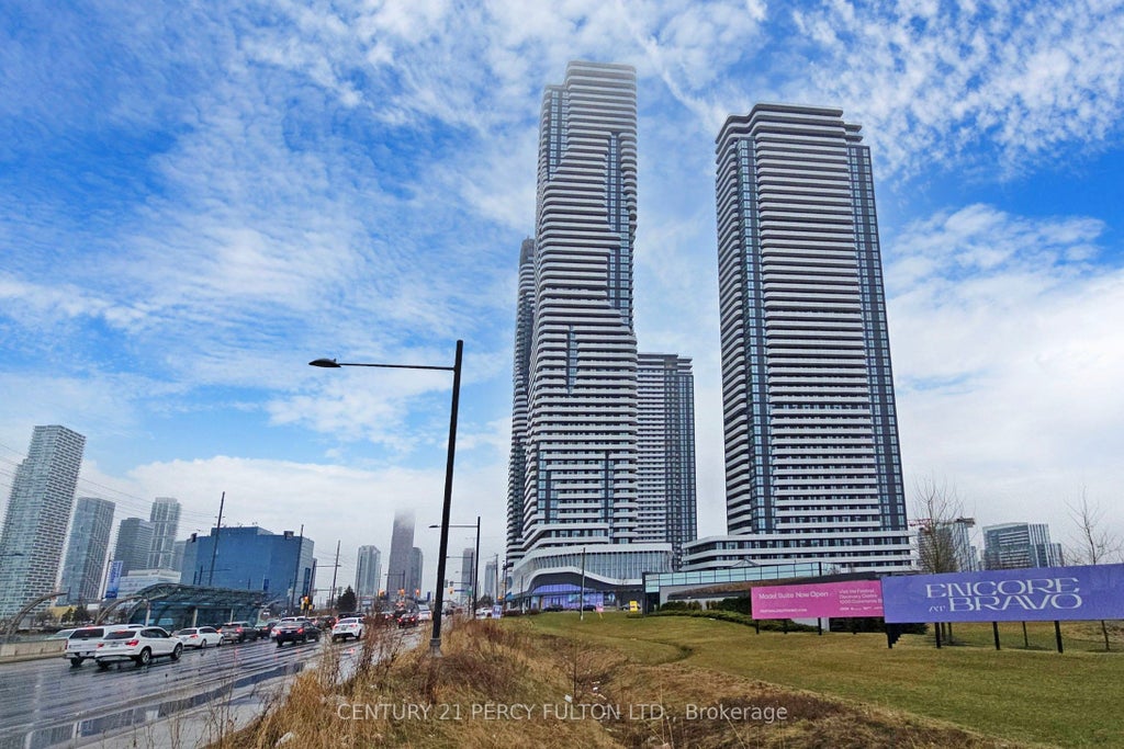 225 Commerce Street 2108, Vaughan