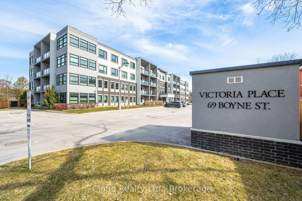 69 Boyne Street 402, New Tecumseth