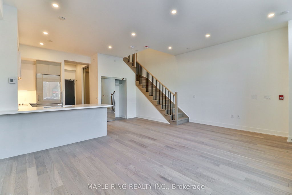 2908 Highway 7 Road Th103, Vaughan