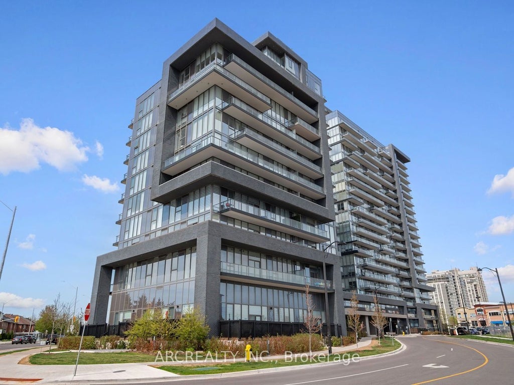 10 Gatineau Drive 413, Vaughan