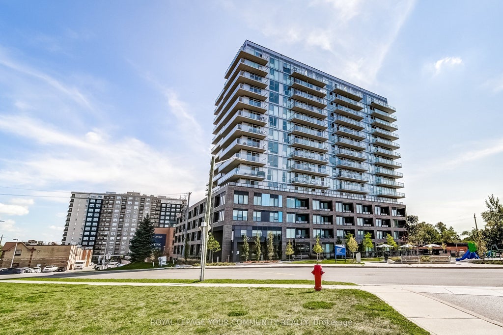 185 Deerfield Road 1110, Newmarket