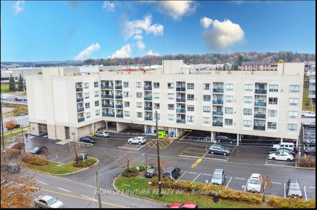 160 Wellington Street E 314, Aurora