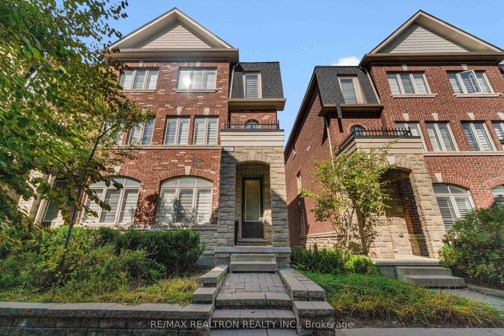 1331 Major Mackenzie Drive 30, Vaughan