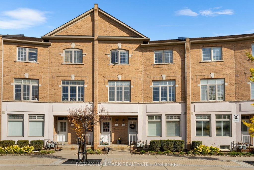 30 Greensborough Village Circle 22, Markham