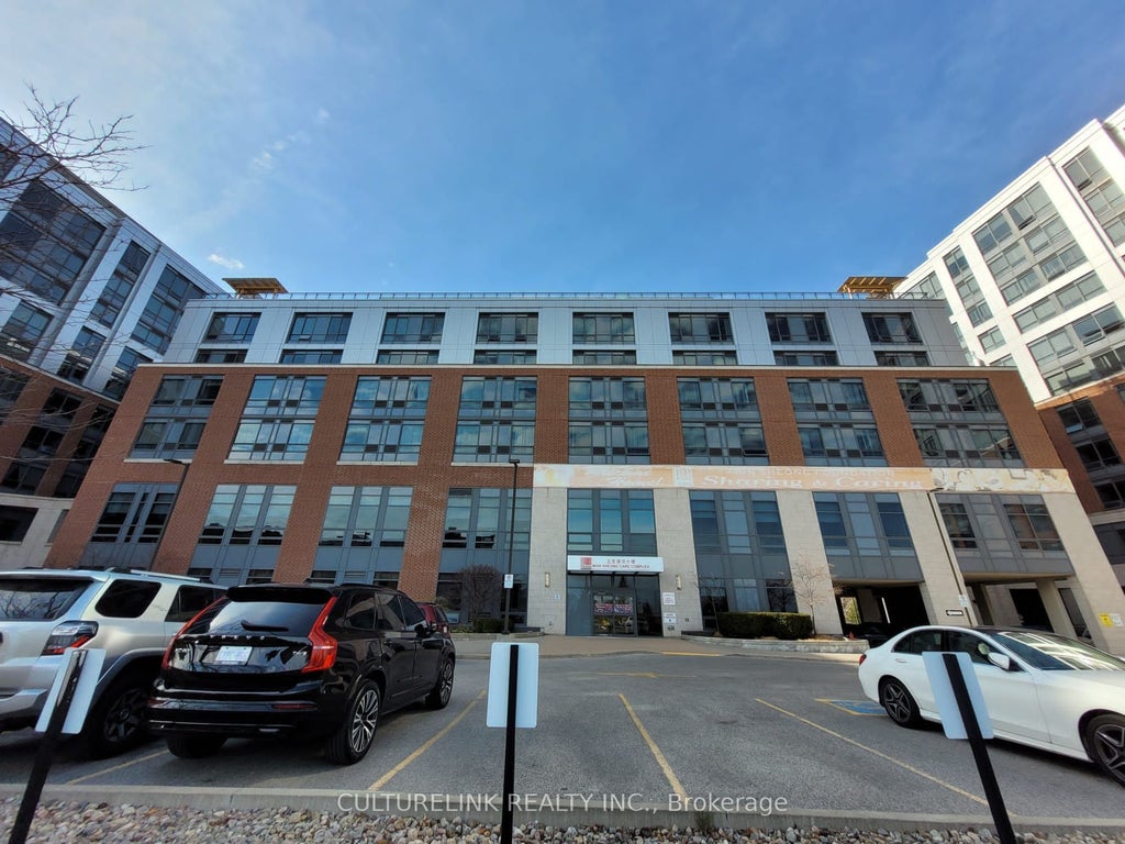 11211 Yonge Street 633, Richmond Hill
