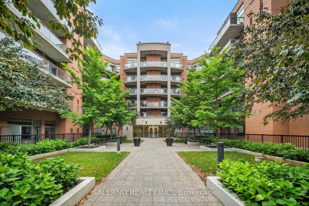 281 Woodbridge Avenue 237, Vaughan