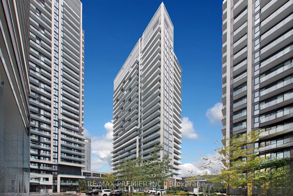 95 Oneida Crescent 1210, Richmond Hill