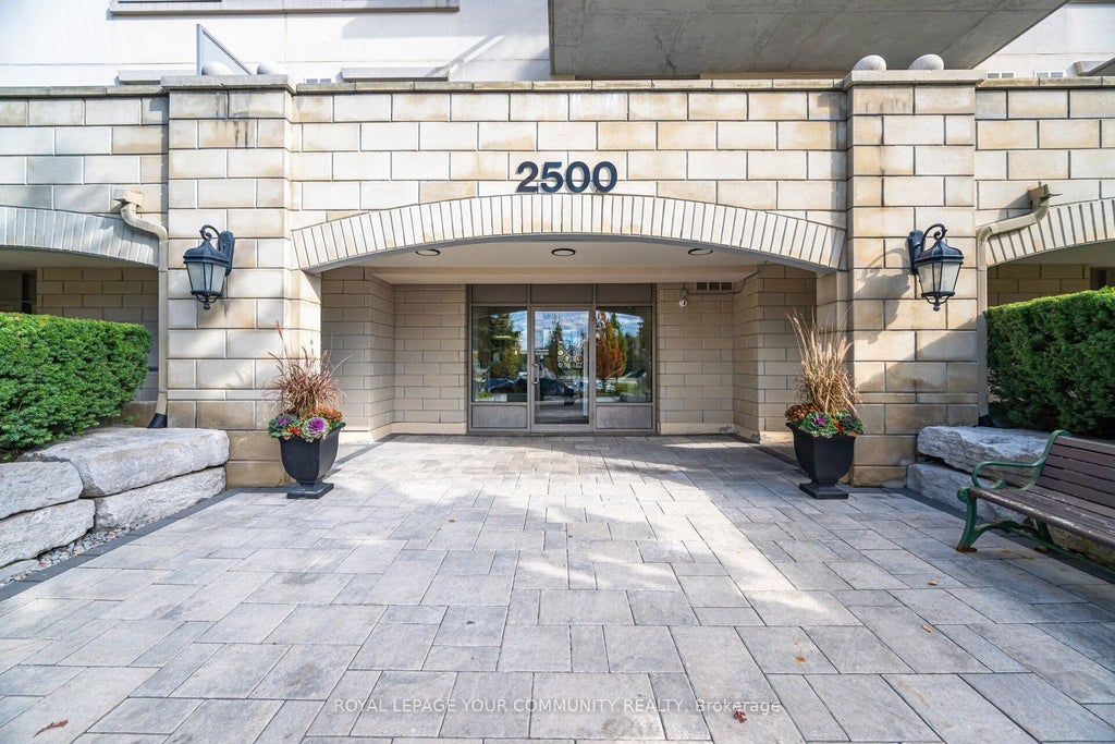 2500 Rutherford Road 218, Vaughan