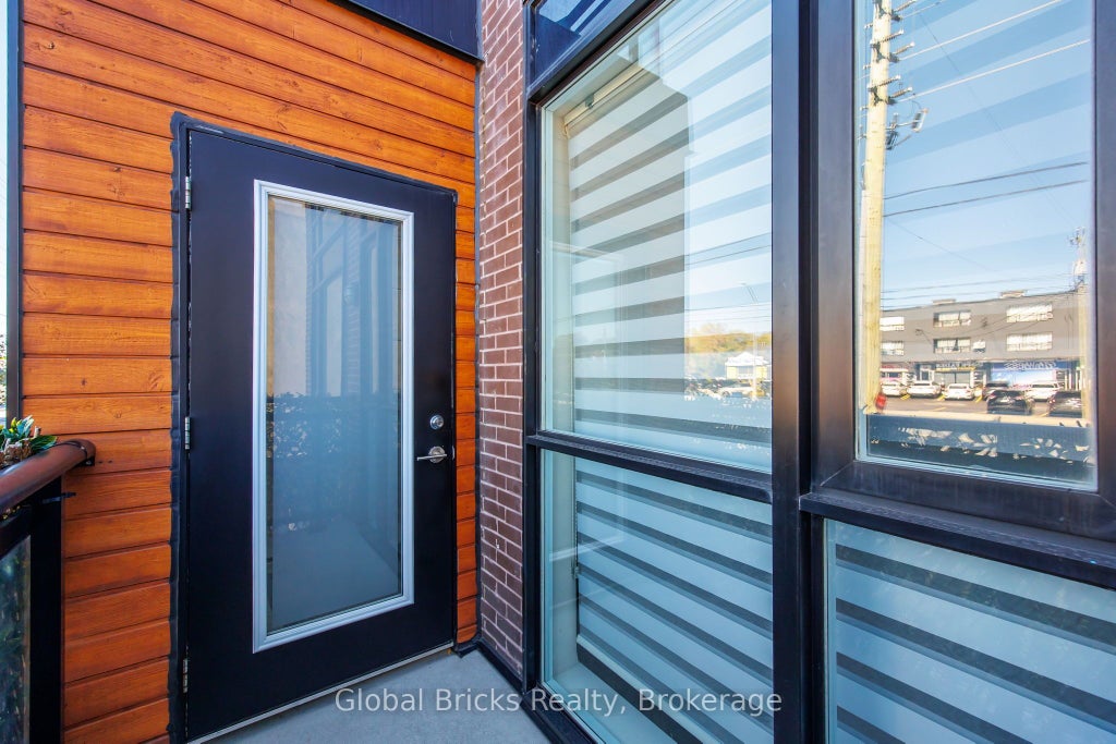 5309 Highway 7 N/a A102, Vaughan