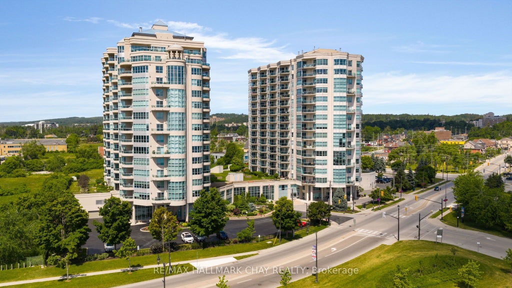 6 Toronto Street 1006, Barrie