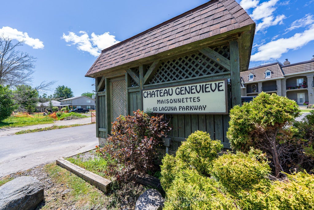 60 Laguna Parkway 16, Ramara