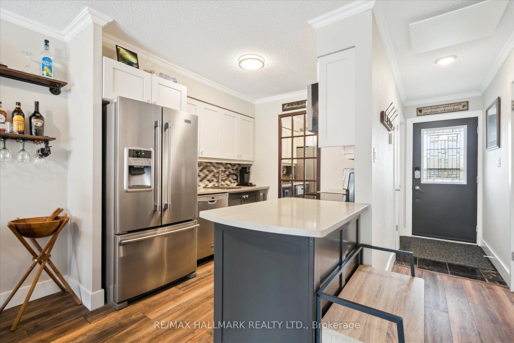 51 Laguna Parkway 5, Ramara