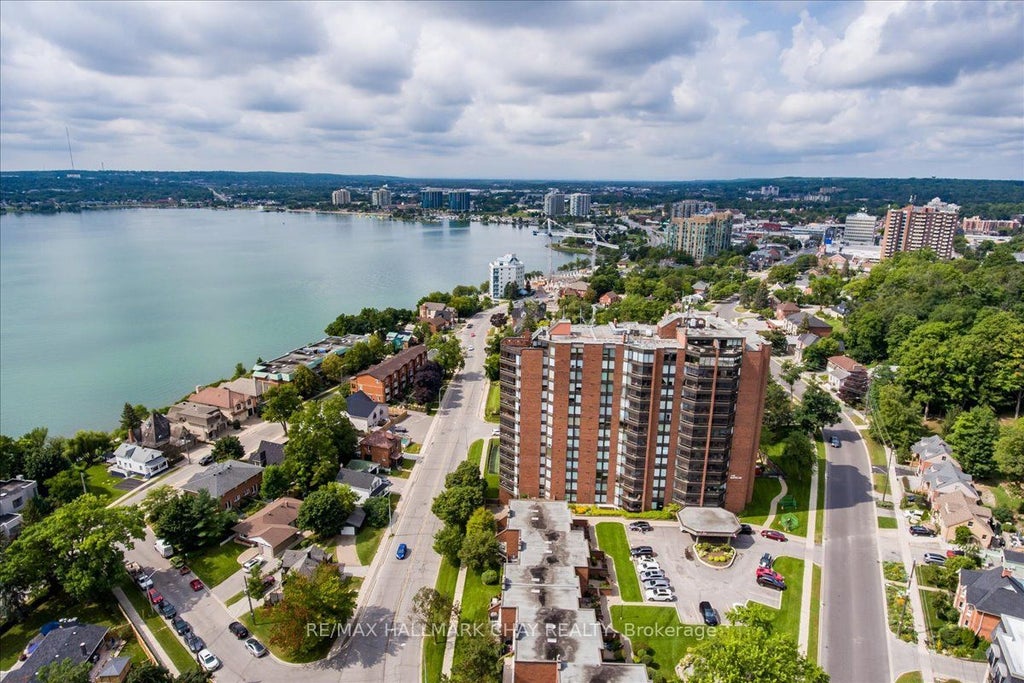 181 Collier Street 204, Barrie