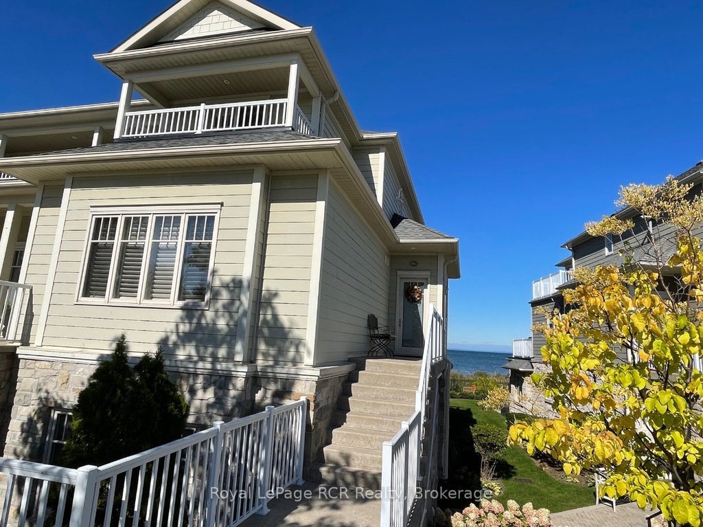 40 Trott Boulevard 402, Collingwood