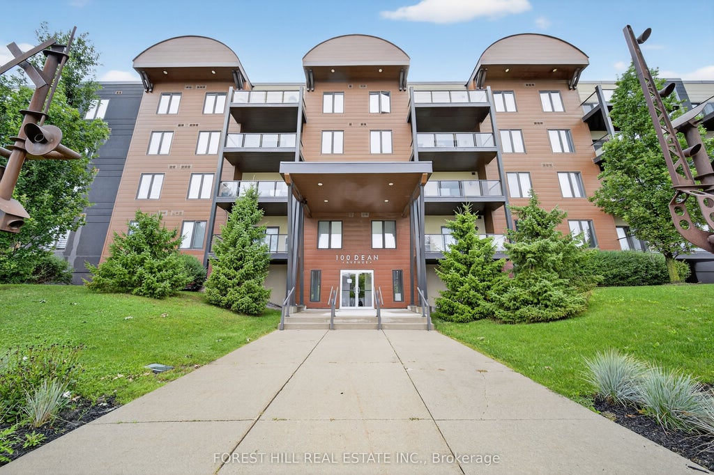 100 Dean Avenue 106, Barrie