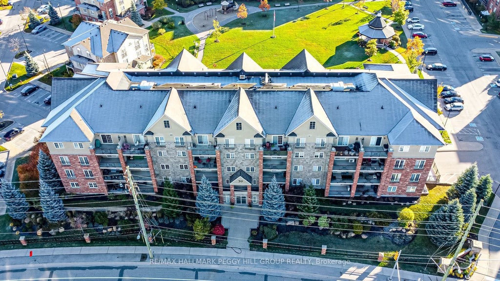 39 Ferndale Drive S 205, Barrie