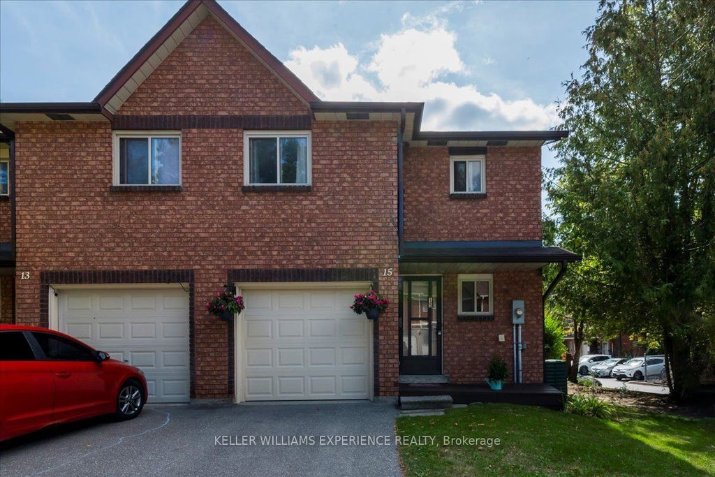 15 Shadowood Road, Barrie