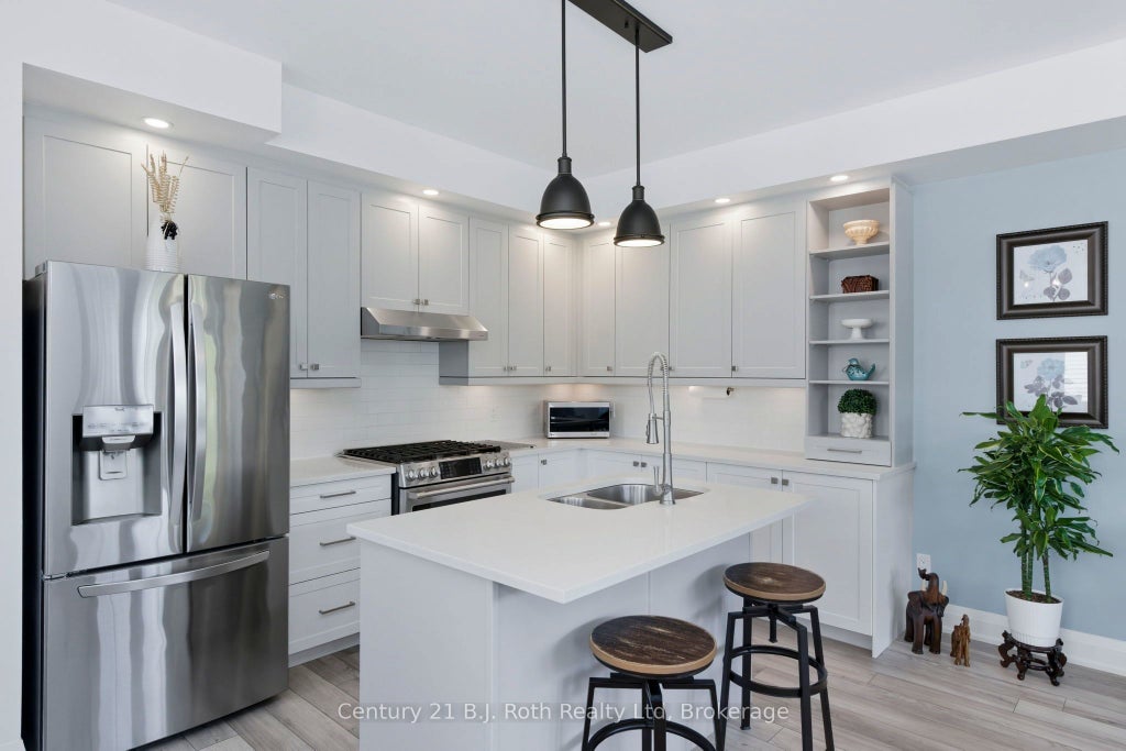 67 Discovery Trail, Midland