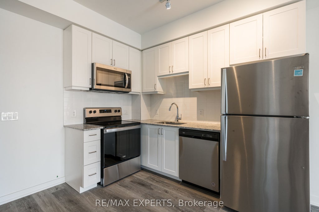 430 Essa Road 319, Barrie