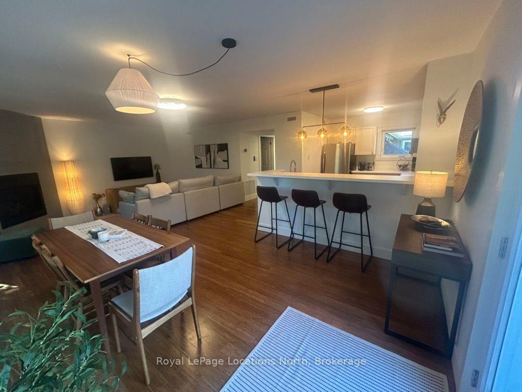 912 Cedar Pointe Court, Collingwood