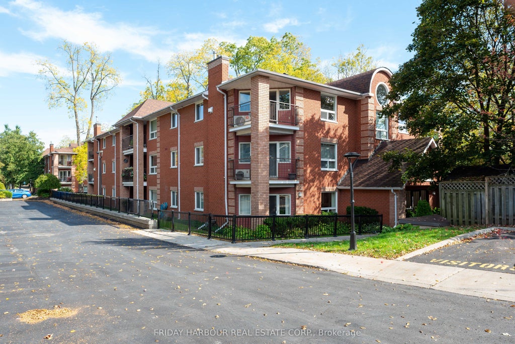 131 Clapperton Street 206, Barrie