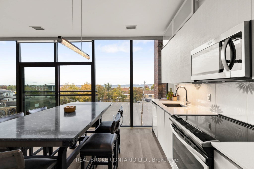 21 Matchedash Street S 321, Orillia