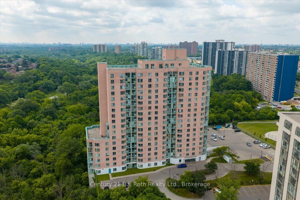 41 Markbrook Lane 614, Toronto W10