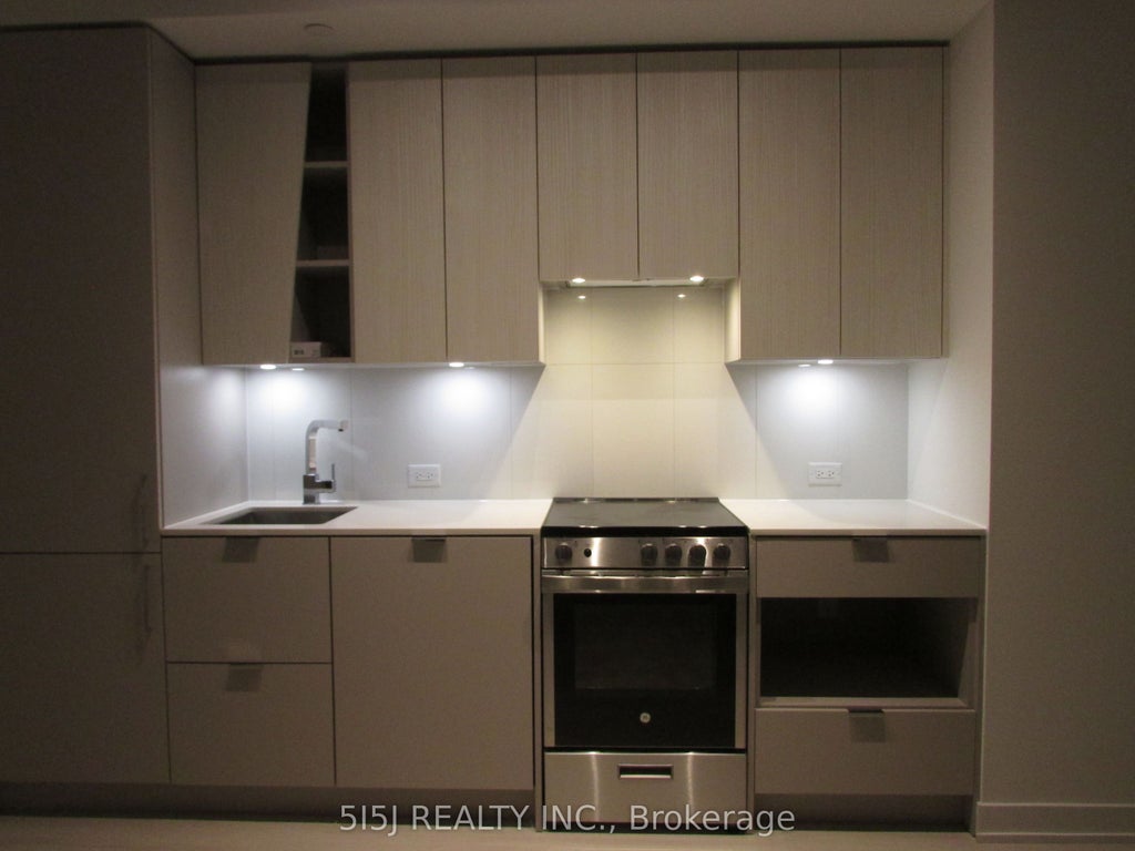 3883 Quartz Road 5209, Mississauga