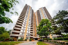 10 Martha Eaton Way 212, Toronto W04