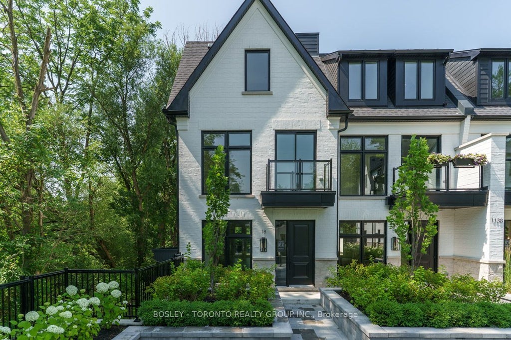 1138 Mona Road 18, Mississauga